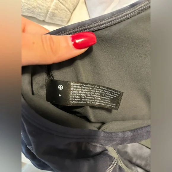 Lululemon Align Tank WORN ONCE - Picture 6 of 6